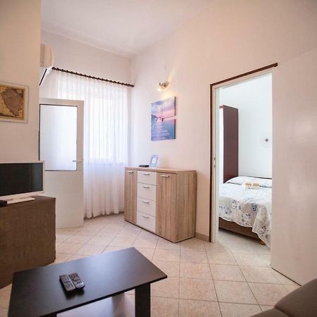 Apartment Rosy Πούλα Εξωτερικό φωτογραφία